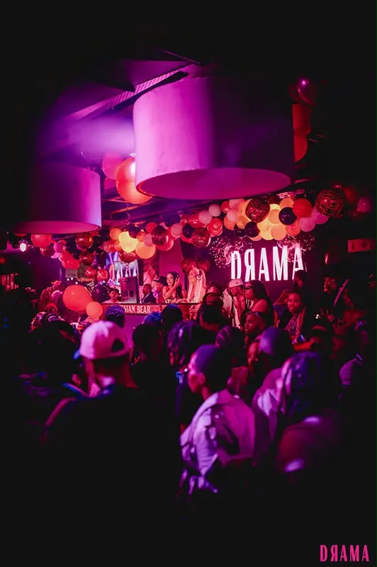 Drama Lounge