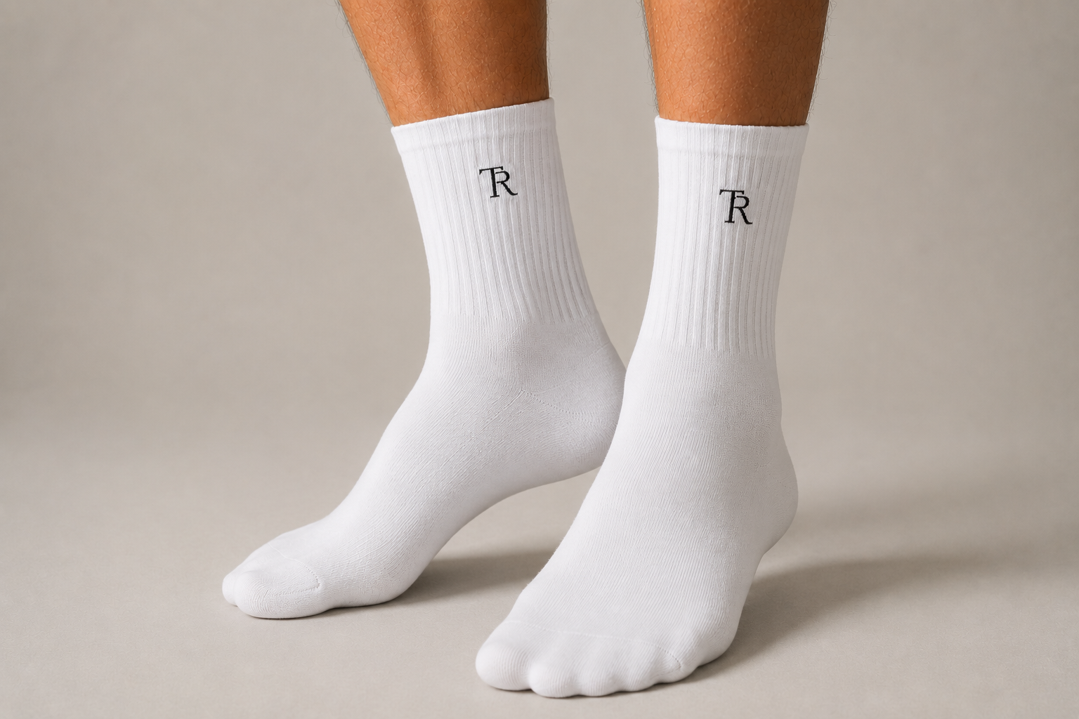 TR Mid men white