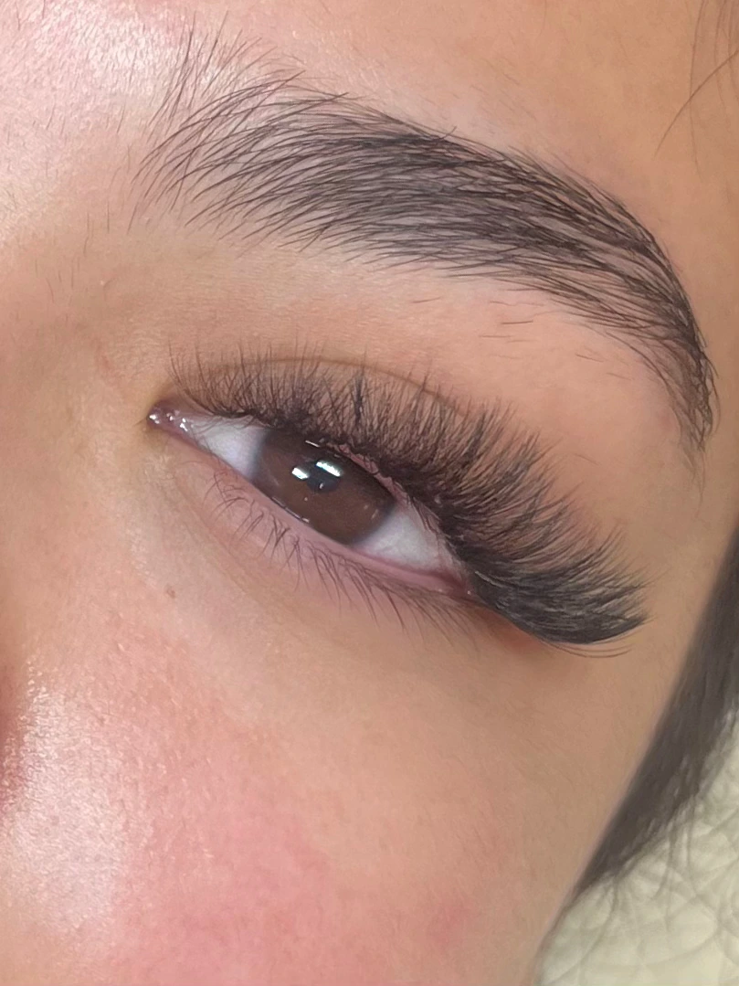 Volume eyelash extensions set — best lash extensions Denver metro, Lakewood CO
