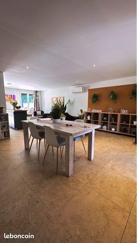 Maison rénovée avec piscine et accès privé à la Sorgue — photo 3