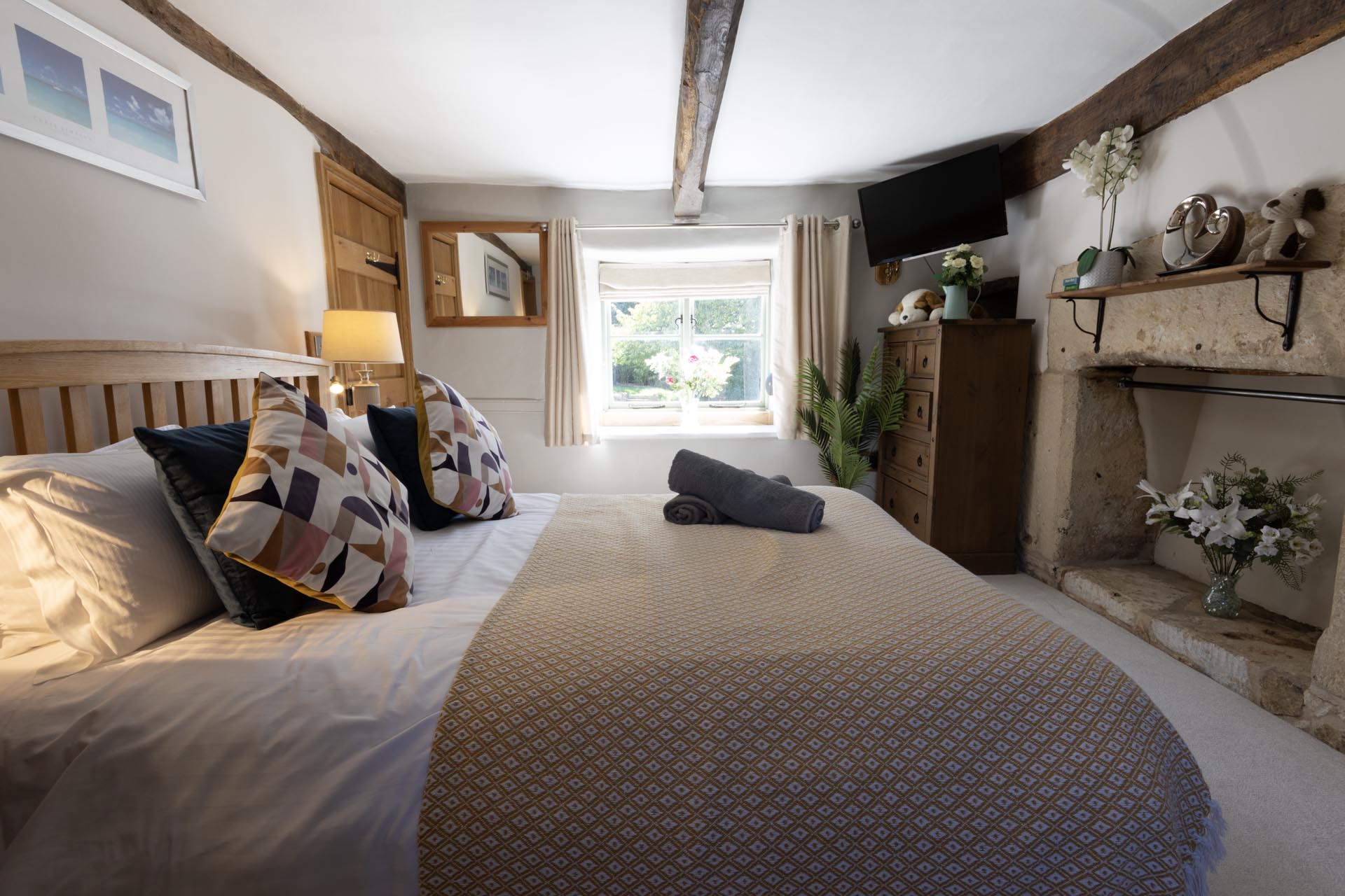 5* Cotswold Chocolate Box Manor House photo 50