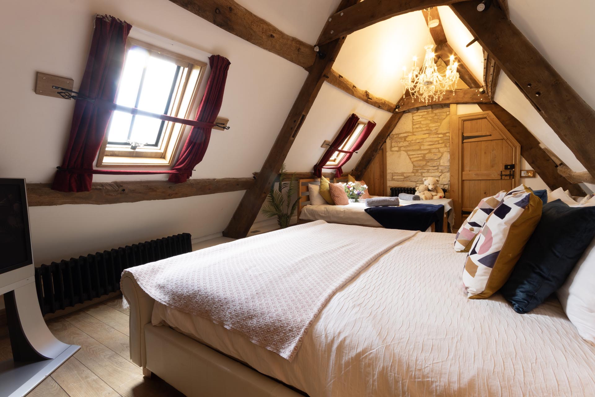 5* Cotswold Chocolate Box Manor House photo 47