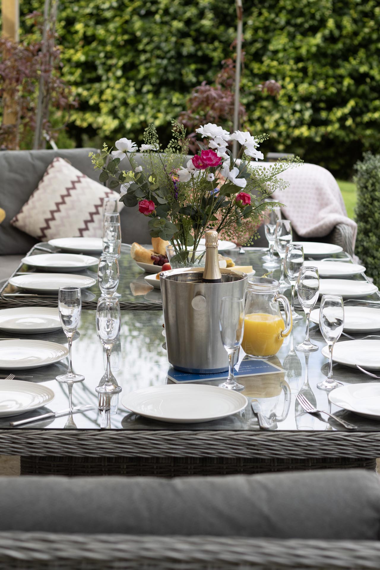 5* Cotswold Chocolate Box Manor House photo 17