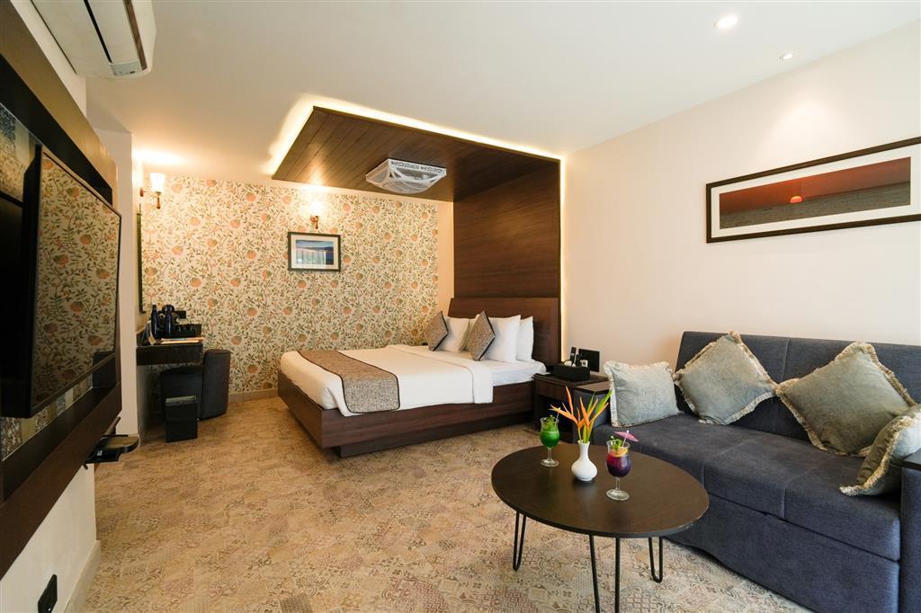 Deluxe Seaside Room with Private Sit-out