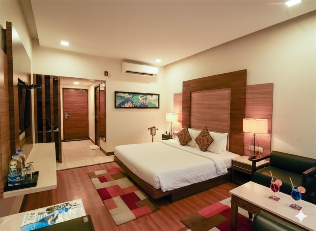 Honeymoon Suite