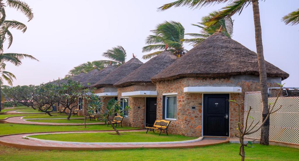 Cottage by the Sea View