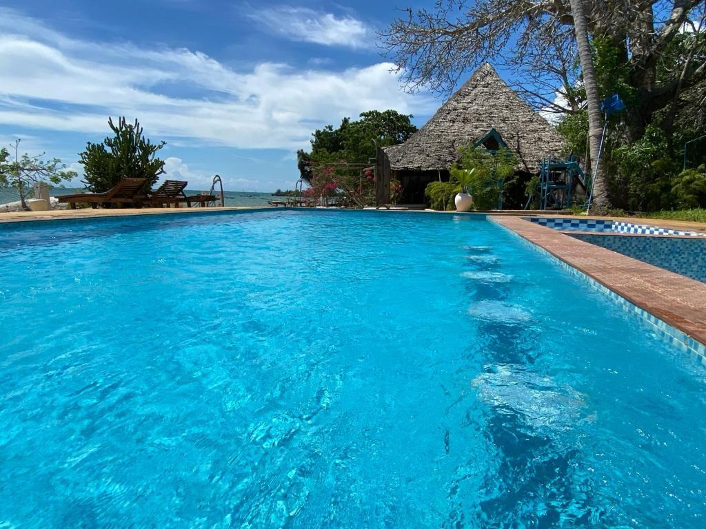 Zuri Sana Hotel