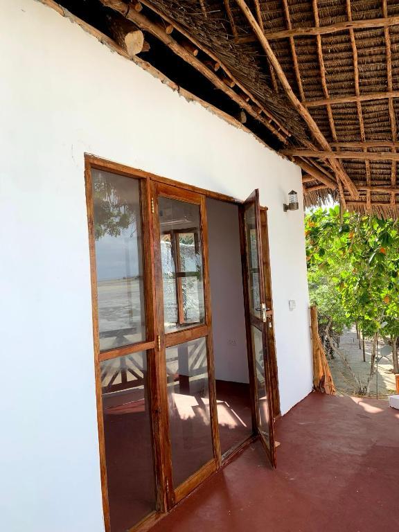 Ocean-View Terrace